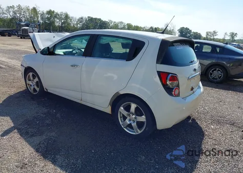 2012 Chevrolet Sonic 1Lz z USA, uszkodzony, nr VIN 1G1JF6SB2C4159239